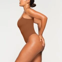 FITS EVERYBODY CAMI BODYSUIT | BRONZE -Deals Easy Allure Wardrobe Store SKIMS BODYSUIT BS BST 0066 KA BRZ 0012 SD
