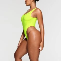 FITS EVERYBODY HIGH CUT BODYSUIT | GREEN HIGHLIGHTER -Deals Easy Allure Wardrobe Store SKIMS BODYSUIT BS BST 1107 NA GRH 009