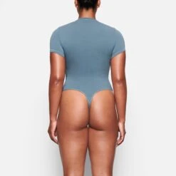 COTTON JERSEY T-SHIRT BODYSUIT | KYANITE -Deals Easy Allure Wardrobe Store SKIMS BODYSUIT BS TSH 0275 DC KYN BK