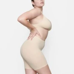 FITS EVERYBODY BIKE SHORT | SAND -Deals Easy Allure Wardrobe Store SKIMS LOUNGEWEAR AP BKS 1327 IC SND SD