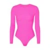 FITS EVERYBODY LONG SLEEVE CREW NECK BODYSUIT | NEON PINK