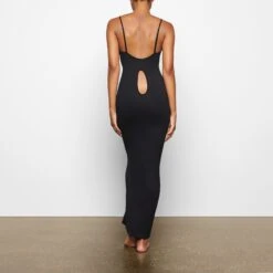 SMOOTH LOUNGE LOW BACK KEYHOLE DRESS | ONYX -Deals Easy Allure Wardrobe Store SKIMS LOUNGEWEAR AP DRS 2043 TD ONX 0015 BK