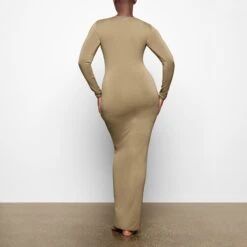 SMOOTH LOUNGE CREW NECK LONG SLEEVE DRESS | KHAKI -Deals Easy Allure Wardrobe Store SKIMS LOUNGEWEAR AP DRS 2046 TA KHK 0016 BK
