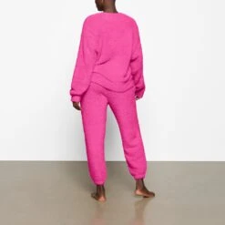 COZY KNIT UNISEX JOGGER | PINK -Deals Easy Allure Wardrobe Store SKIMS LOUNGEWEAR AP JOG 1001 YB PNK 0022 BK
