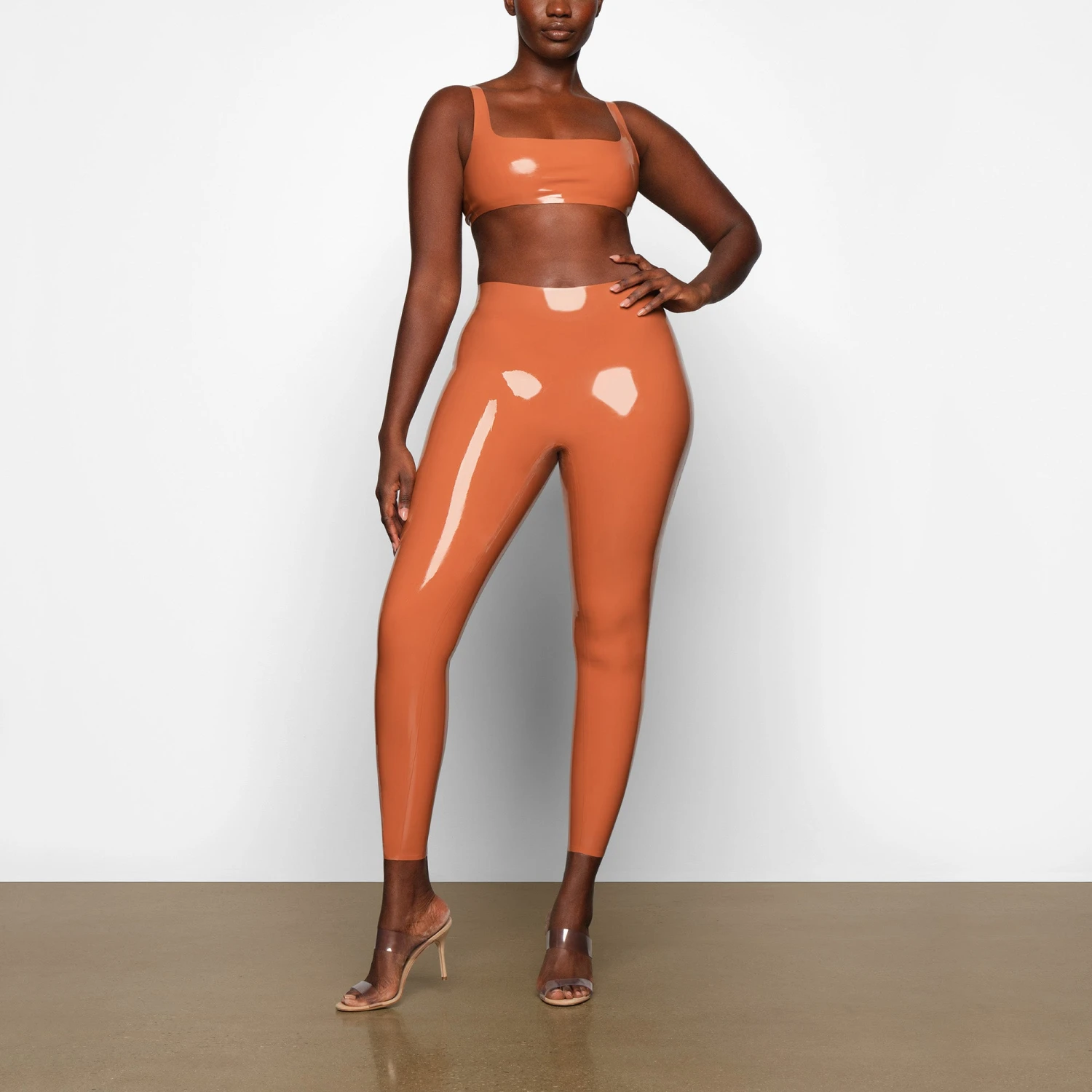 LATEX LEGGING | BRONZE 2 LATEX LEGGING | BRONZE - Image 2