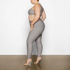 LACE UP LEGGING | CHROME 8 LACE UP LEGGING | CHROME -Deals Easy Allure Wardrobe Store SKIMS LOUNGEWEAR AP LEG 2112 WB CHM 0842 SD