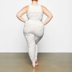 RHINESTONE LOGO POINTELLE LEGGING | MARBLE -Deals Easy Allure Wardrobe Store SKIMS LOUNGEWEAR AP LEG 2256 XB MBL 0014 BK