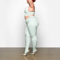 GLISSENETTE FOOTED LEGGING | ICE 7 GLISSENETTE FOOTED LEGGING | ICE -Deals Easy Allure Wardrobe Store SKIMS LOUNGEWEAR AP LEG 2321 ZB ICE 0016 SD