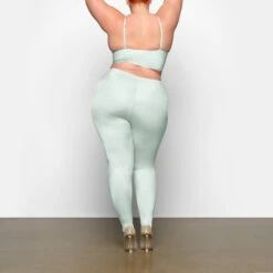 GLISSENETTE FOOTED LEGGING | ICE 8 GLISSENETTE FOOTED LEGGING | ICE -Deals Easy Allure Wardrobe Store SKIMS LOUNGEWEAR AP LEG 2321 ZB ICE 0024 BK