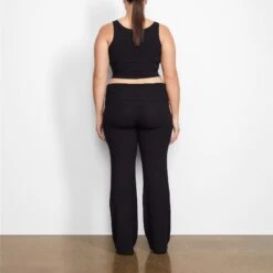 SOFT LOUNGE FOLD OVER PANT | ONYX -Deals Easy Allure Wardrobe Store SKIMS LOUNGEWEAR AP LPT 1171 LF ONX BK