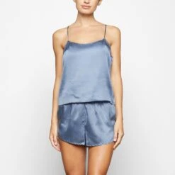 SILK SLEEP TAP SHORT | ARCTIC -Deals Easy Allure Wardrobe Store SKIMS LOUNGEWEAR AP SHO 1140 XD ARC 0005 FR