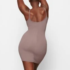 FITS EVERYBODY SLIP DRESS | UMBER -Deals Easy Allure Wardrobe Store SKIMS LOUNGEWEAR AP SLP 0651 NA UMB BK