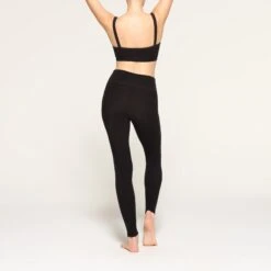 TERRY LOUNGE SEAMLESS LEGGING | ONYX -Deals Easy Allure Wardrobe Store SKIMS LOUNGEWEAR BO LEG 3101 LC ONX 0018 BK