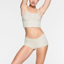 LOGO POINTELLE MINI SHORT | MARBLE -Deals Easy Allure Wardrobe Store SKIMS LOUNGEWEAR BO SHO 3041 NC MBL 006 FR