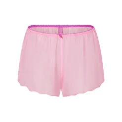 SKIMS ROMANCE SHORT | BUBBLE GUM