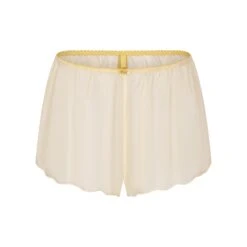 SKIMS ROMANCE SHORT | BUTTER