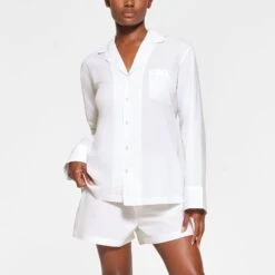 COTTON POPLIN SLEEP SHORT | SNOW LOGO -Deals Easy Allure Wardrobe Store SKIMS LOUNGEWEAR BO SHO 4328 QB SNO 0002 FR