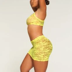 STRETCH LACE SKIRT | YELLOW HIGHLIGHTER -Deals Easy Allure Wardrobe Store SKIMS LOUNGEWEAR BO SKT 3018 MA YLH 2008 SD