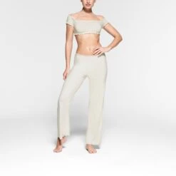LOGO POINTELLE PANT | MARBLE -Deals Easy Allure Wardrobe Store SKIMS LOUNGEWEAR BO STR 3035 NC MBL 004 FR
