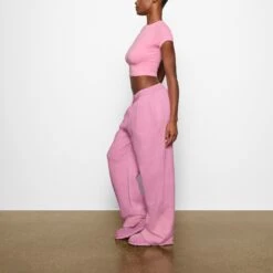 BOYFRIEND FLEECE PANT | BUBBLE GUM -Deals Easy Allure Wardrobe Store SKIMS LOUNGEWEAR BO WLG 2774 AB BBG 0010 SD