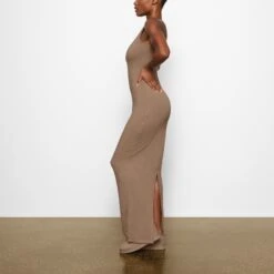 OUTDOOR TANK DRESS | DESERT -Deals Easy Allure Wardrobe Store SKIMS LOUNGEWEAR DR MAX 2781 AB DES 0007 SD