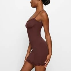 FITS EVERYBODY CORDED LACE SLIP DRESS | COCOA -Deals Easy Allure Wardrobe Store SKIMS LOUNGEWEAR DR MIN 4132 FB COA 0006 SD