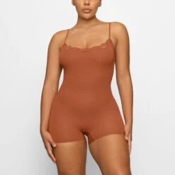 Deals Easy Allure Wardrobe Store -Deals Easy Allure Wardrobe Store SKIMS LOUNGEWEAR OS MDT 4131 FA BRZ 0005 FR x2 ca046328 b93a 4c1a 953d b98a66abce92