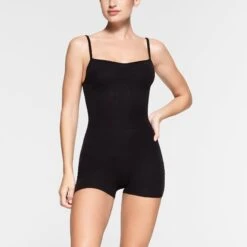 LOGO POINTELLE ONESIE | ONYX -Deals Easy Allure Wardrobe Store SKIMS LOUNGEWEAR OS SRT 3038 NC ONX 006 FR