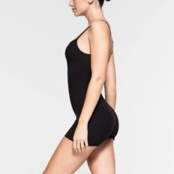 LOGO POINTELLE ONESIE | ONYX -Deals Easy Allure Wardrobe Store SKIMS LOUNGEWEAR OS SRT 3038 NC ONX 008 SD