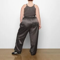 UTILITY SPORT TRACK PANT | GUNMETAL -Deals Easy Allure Wardrobe Store SKIMS LOUNGWEAR AP TCK 1754 QC GUN 0011 BK x2 6faf0436 f4a9 4a87 8b0b 5ef29ca07cba